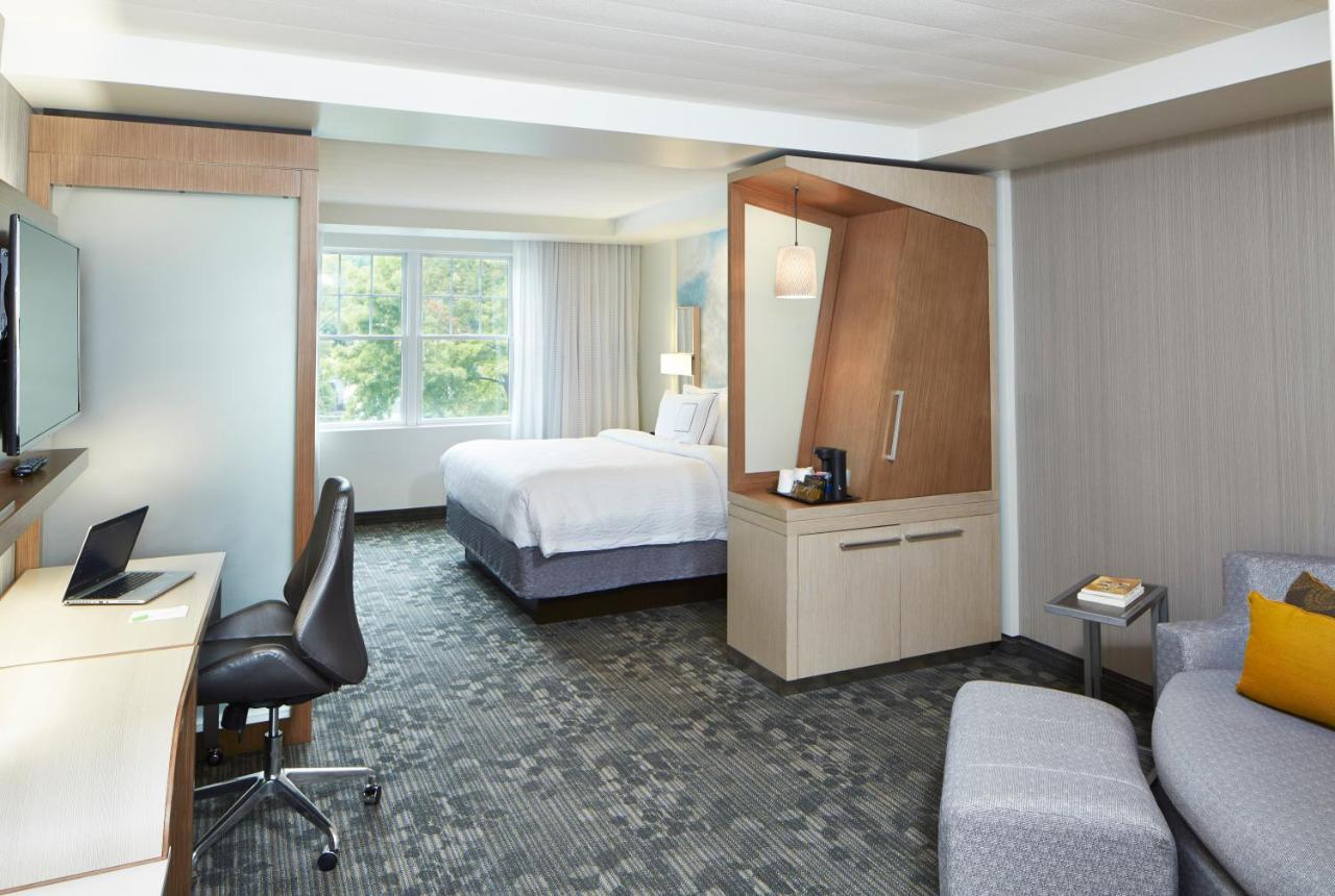 Courtyard By Marriott Lac George Extérieur photo
