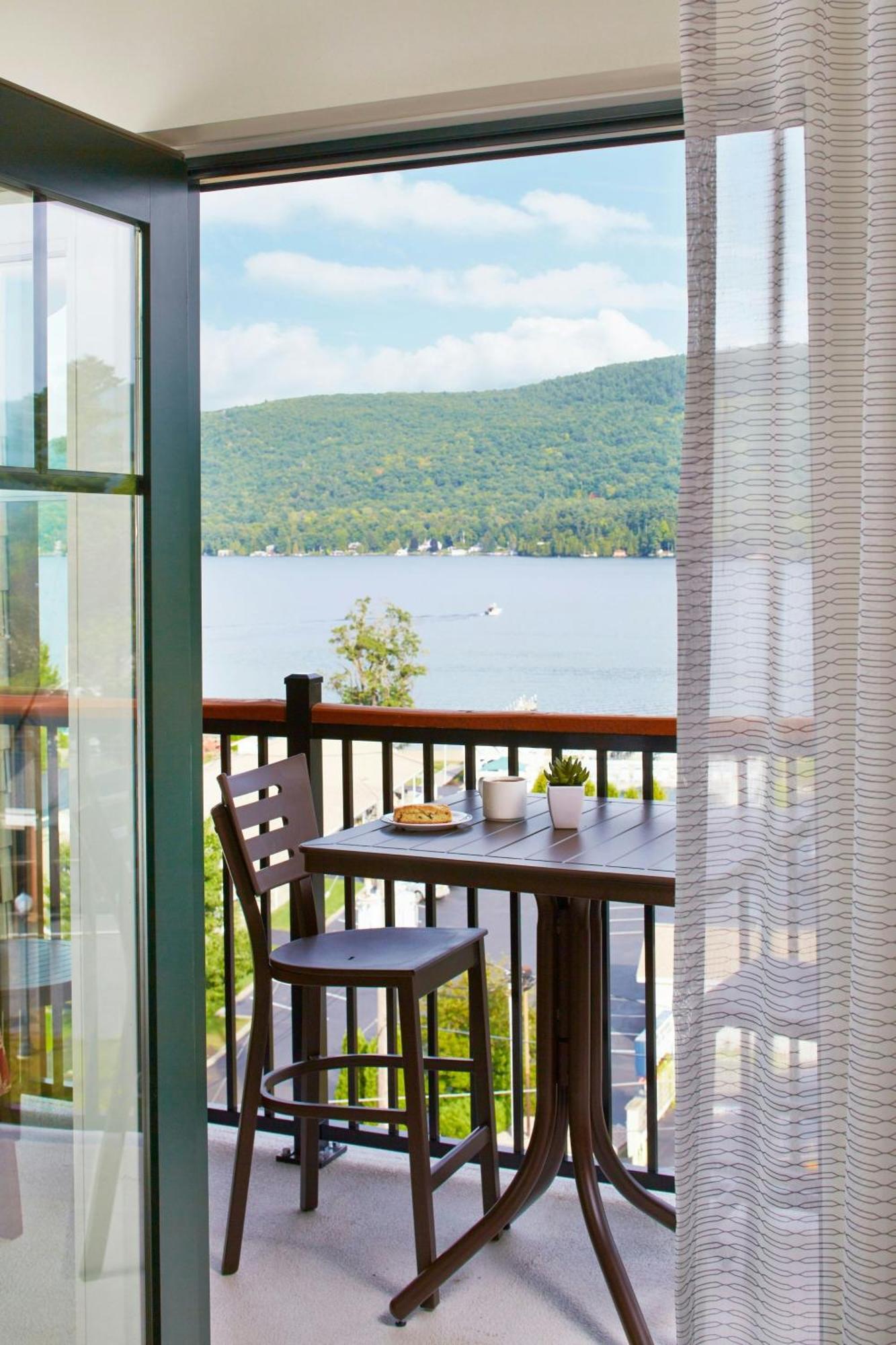 Courtyard By Marriott Lac George Extérieur photo