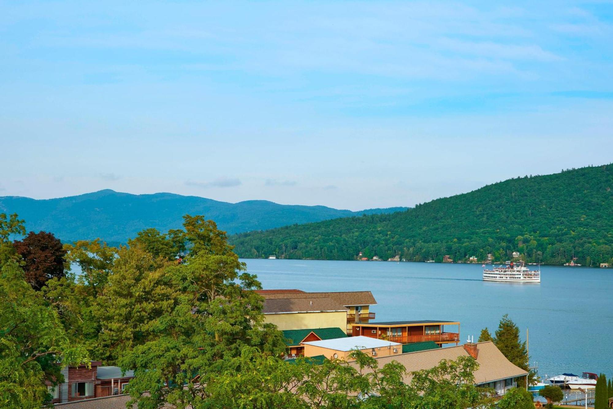 Courtyard By Marriott Lac George Extérieur photo