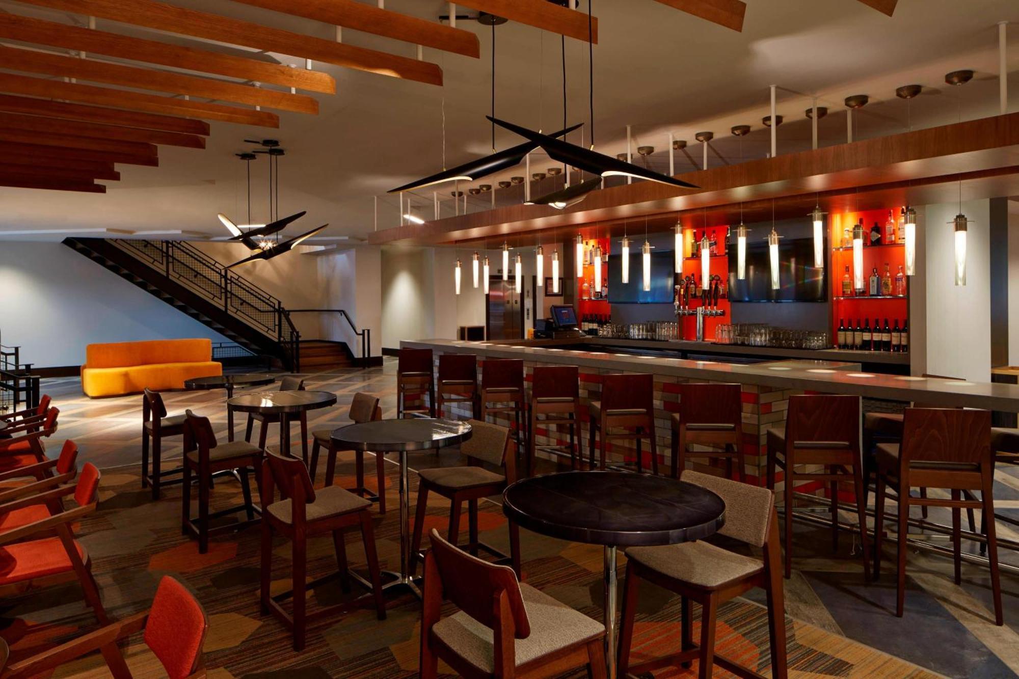 Courtyard By Marriott Lac George Extérieur photo