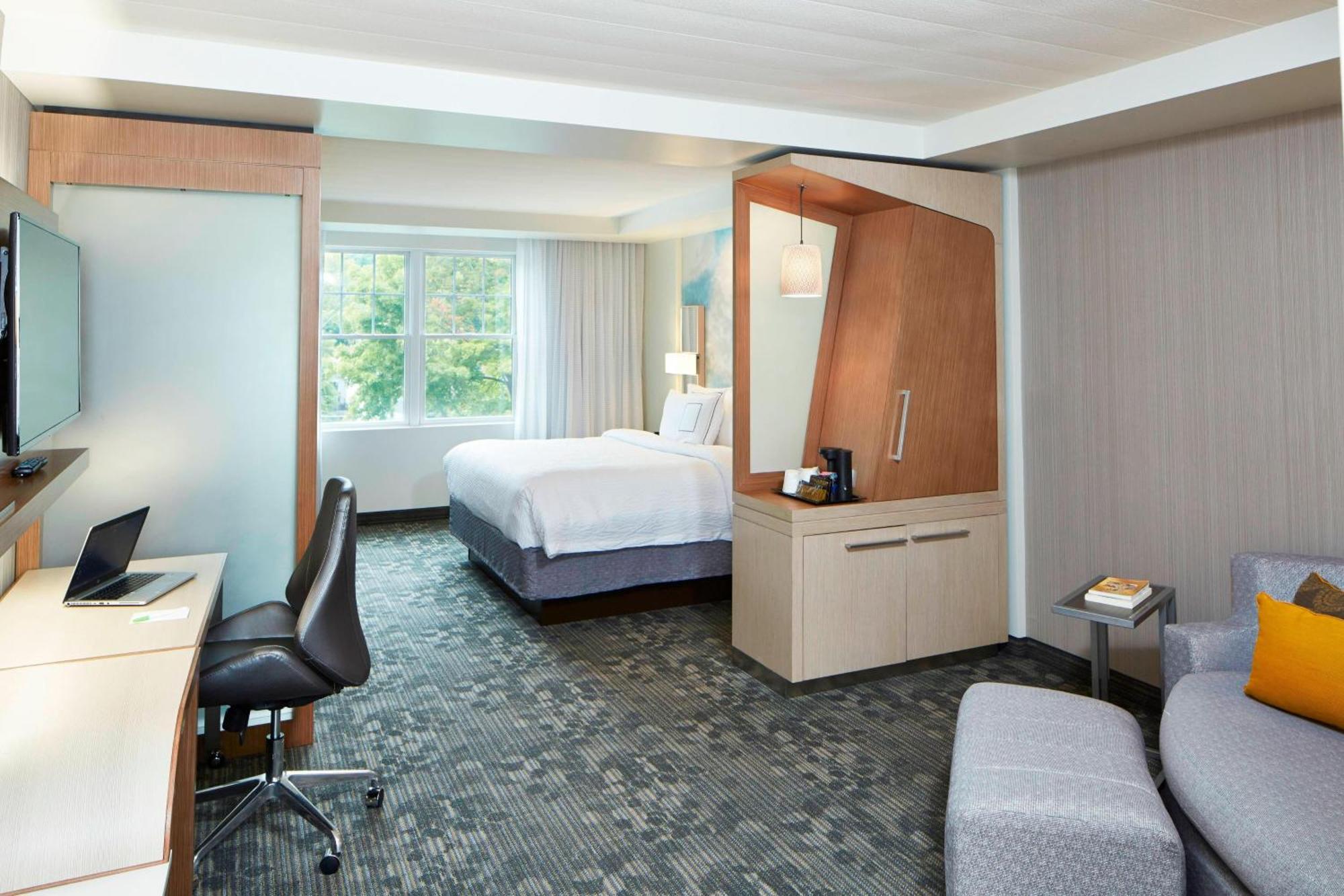 Courtyard By Marriott Lac George Extérieur photo