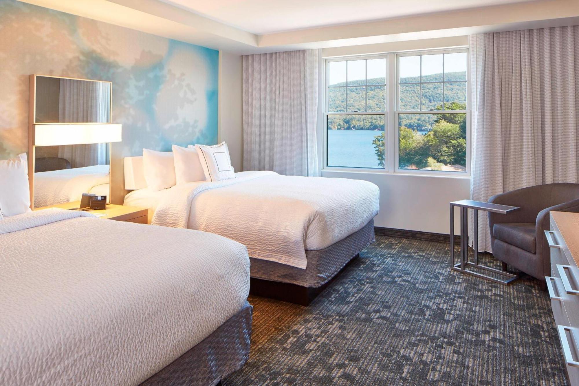 Courtyard By Marriott Lac George Extérieur photo