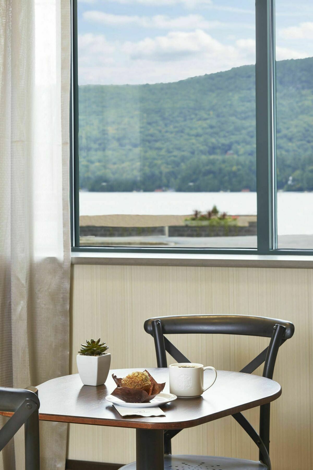 Courtyard By Marriott Lac George Extérieur photo