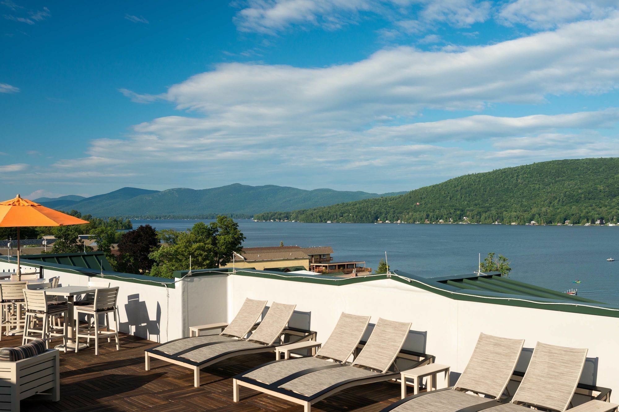 Courtyard By Marriott Lac George Extérieur photo